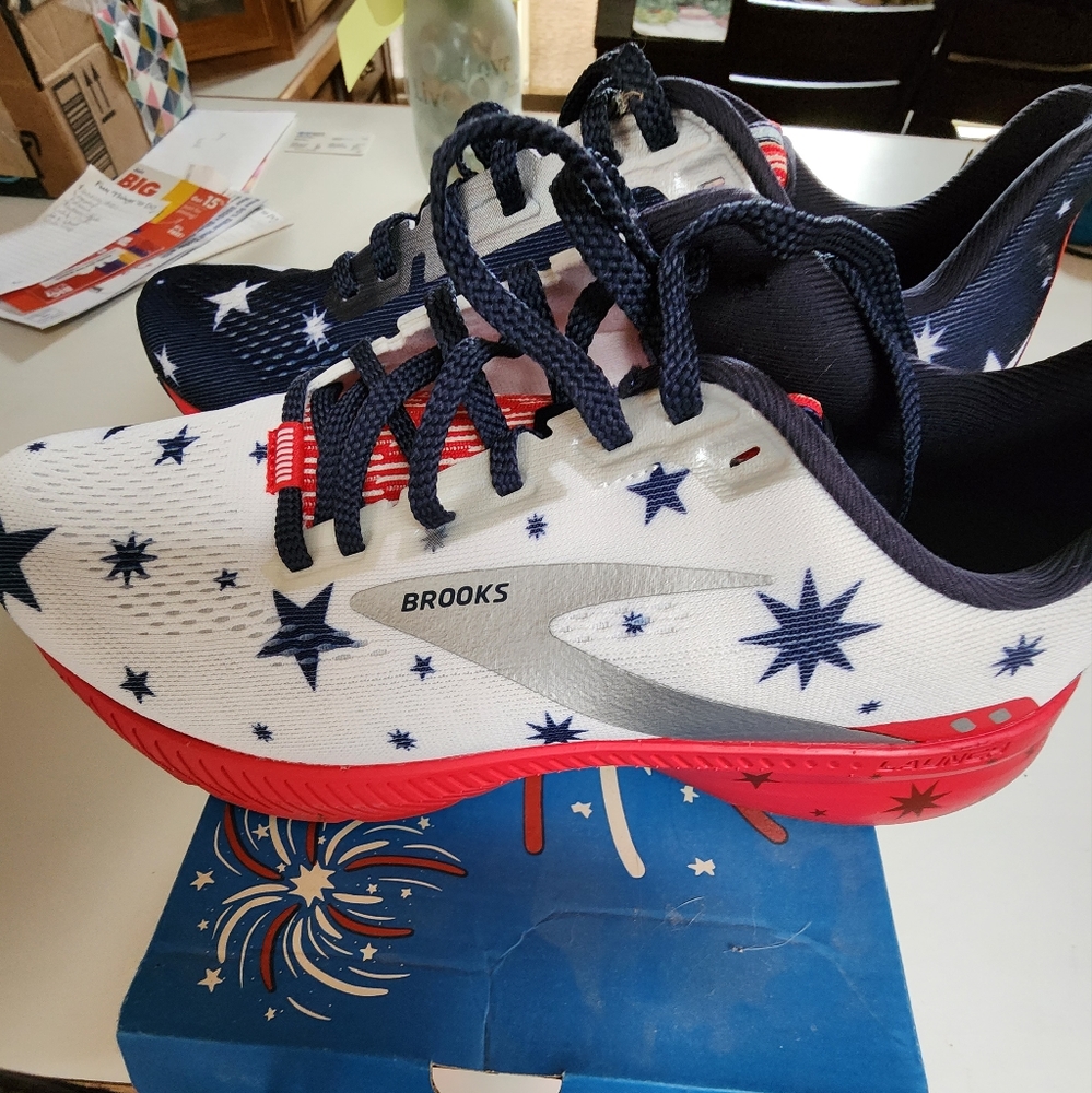 Womens Brooks running shoes